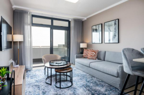 Stunning 305 Marina Bay Apartment